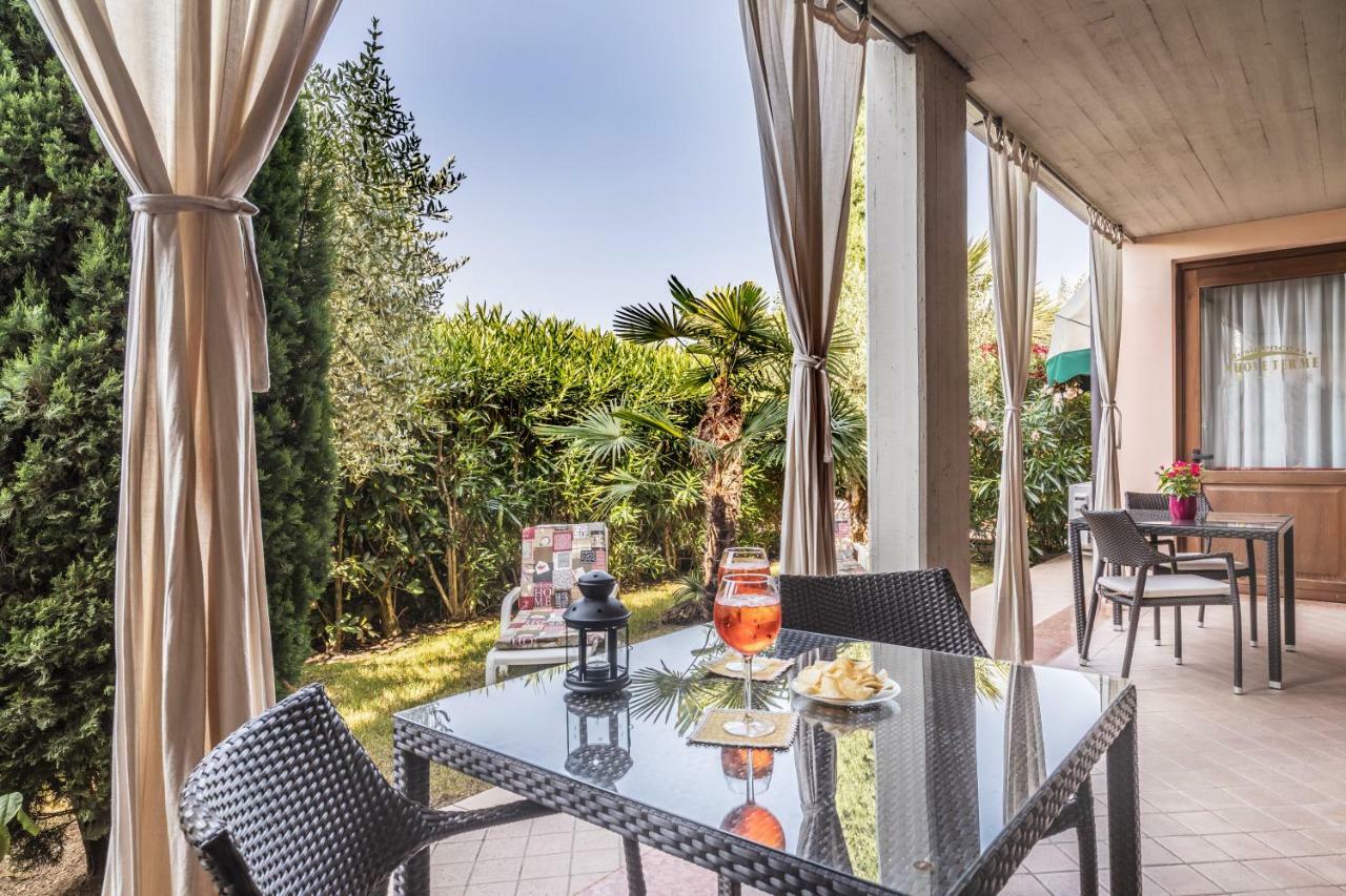 Residence Nuove Terme Сірміоне Екстер'єр фото