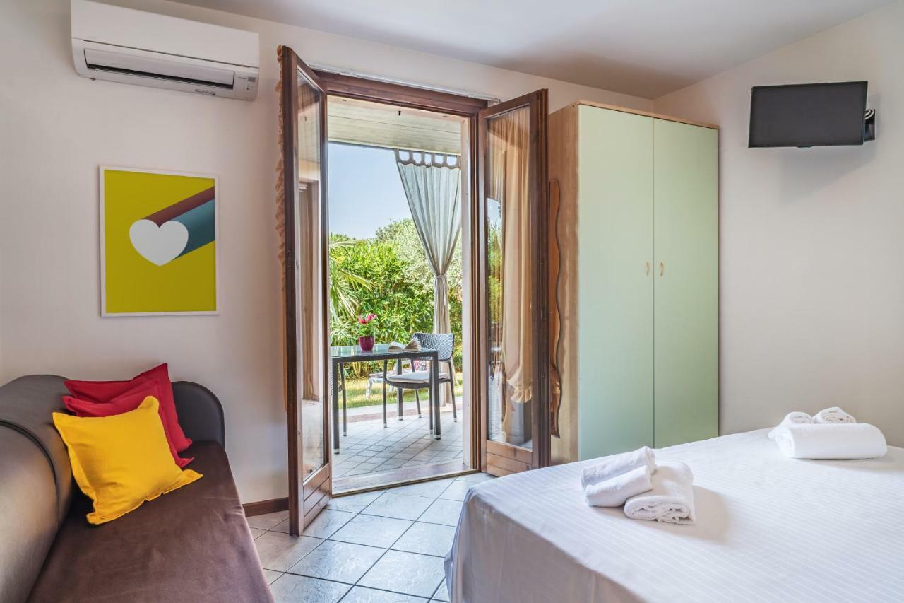 Residence Nuove Terme Сірміоне Екстер'єр фото